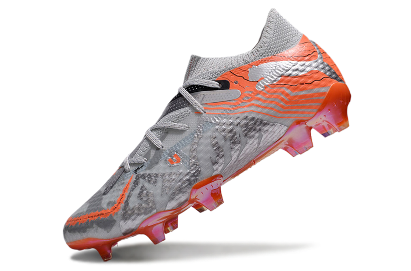 CHUTEIRA PUMA FUTURE ULTIMATE CAMPO